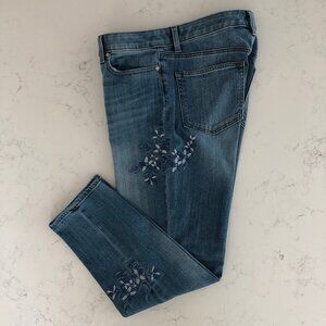 Talbots Floral Embroidered Mid-Rise 5 Pocket Girlfriend Denim Blue Jeans Sz 8